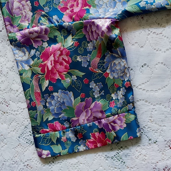 Vintage Copacabana Satin Feel Short Robe Floral Size Medium - Picture 7 of 13